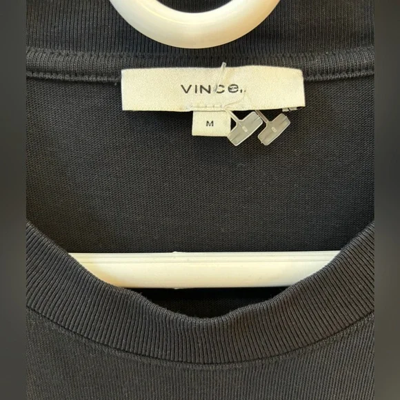 Vince Short Sleeve Cinched Tie Waist T-Shirt Dress Sz Medium Black Knee Length - Picture 2 of 7